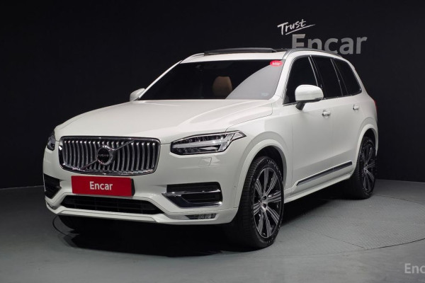 2021 Volvo XC90 с пробегом 25 874 км