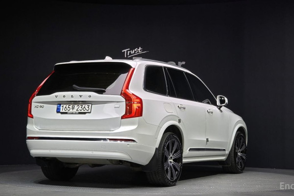 2023 Volvo XC90 с пробегом 46 124 км