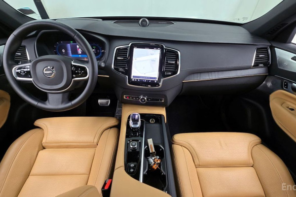 2023 Volvo XC90 с пробегом 46 124 км
