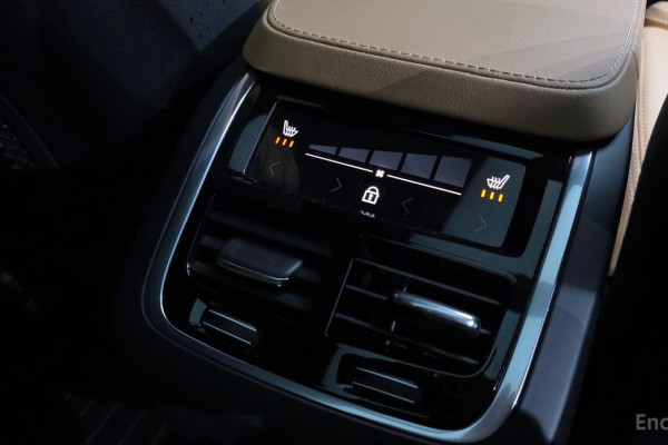 2023 Volvo XC90 с пробегом 14 376 км