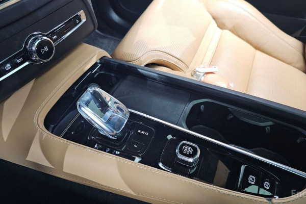 2022 Volvo XC90 с пробегом 15 835 км