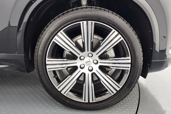 2023 Volvo XC90 с пробегом 64 069 км