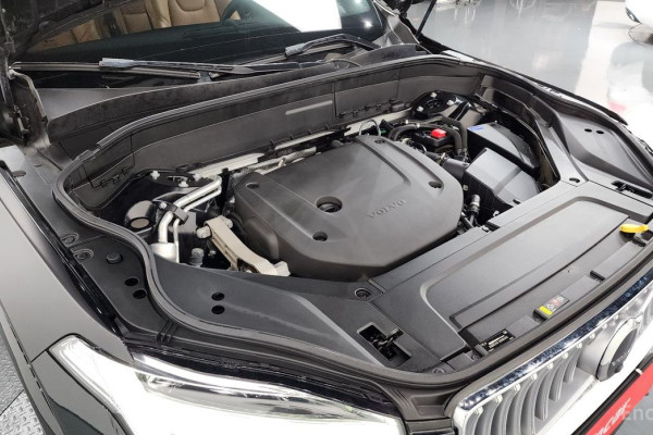 2023 Volvo XC90 с пробегом 64 069 км