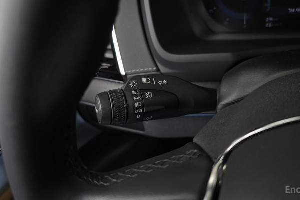 2023 Volvo XC90 с пробегом 84 824 км