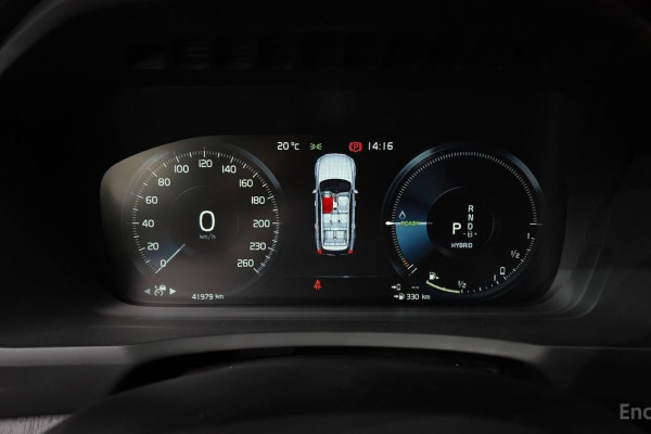 2022 Volvo XC90 с пробегом 41 979 км