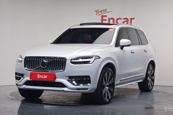 2022 Volvo XC90 с пробегом 15 835 км