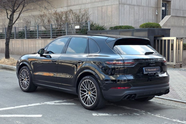 2023 Porsche Cayenne с пробегом 6 992 км