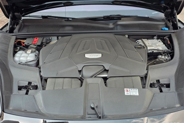 2023 Porsche Cayenne с пробегом 6 992 км