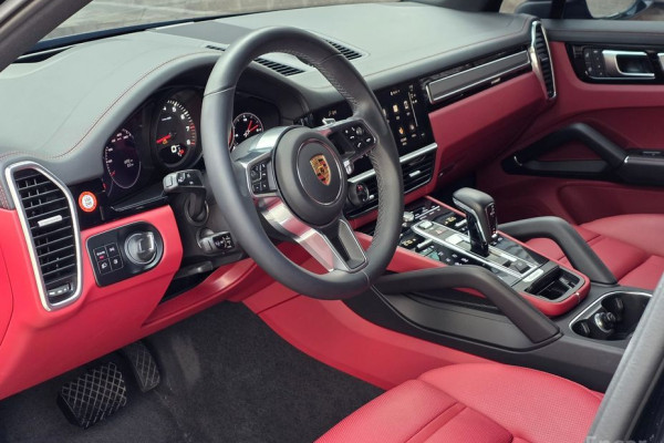 2023 Porsche Cayenne с пробегом 6 992 км