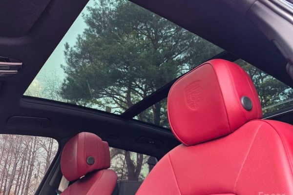 2023 Porsche Cayenne с пробегом 6 992 км