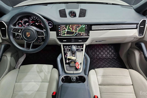 2023 Porsche Cayenne с пробегом 16 998 км