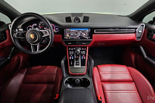 2022 Porsche Cayenne с пробегом 57 008 км