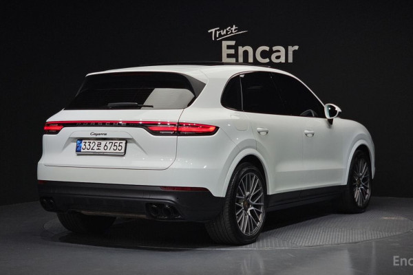 2023 Porsche Cayenne с пробегом 16 256 км