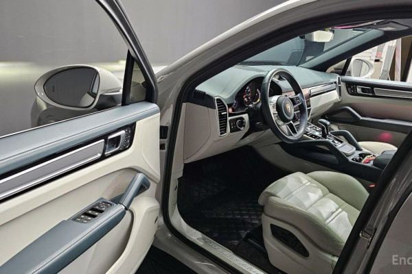 2023 Porsche Cayenne с пробегом 16 998 км