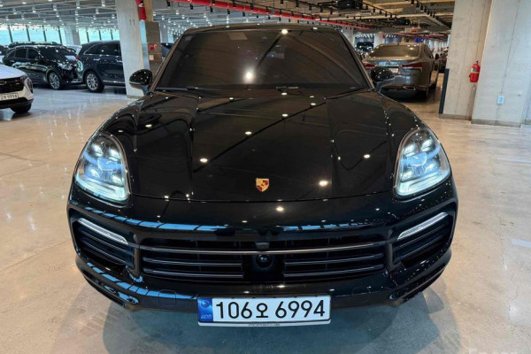 2023 Porsche Cayenne с пробегом 14 200 км