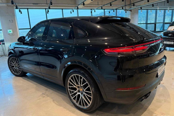 2023 Porsche Cayenne с пробегом 14 200 км