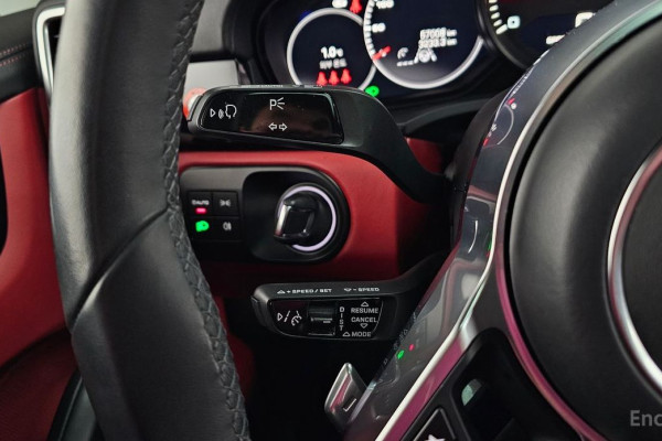 2022 Porsche Cayenne с пробегом 57 008 км