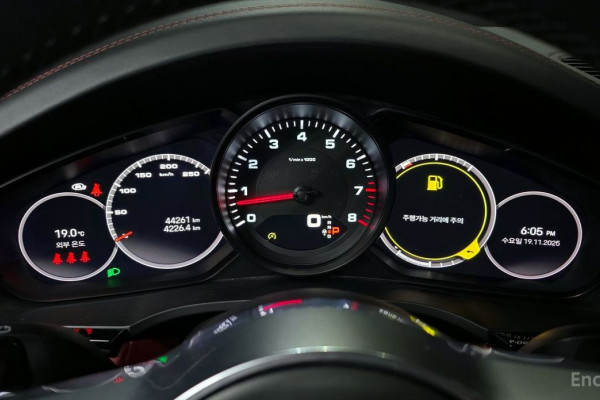 2023 Porsche Cayenne с пробегом 44 261 км