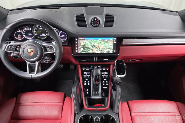 2023 Porsche Cayenne с пробегом 20 857 км