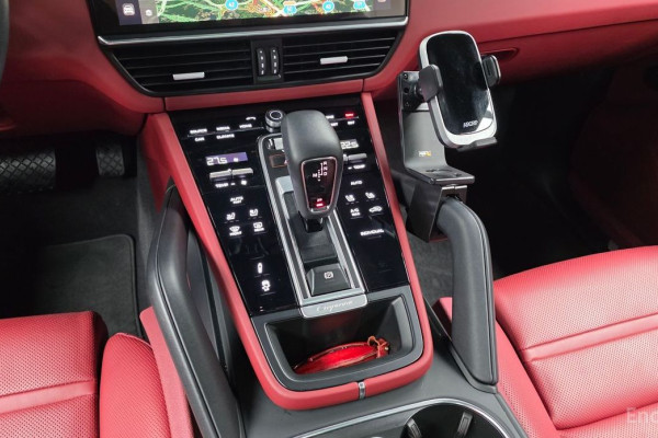 2023 Porsche Cayenne с пробегом 20 857 км