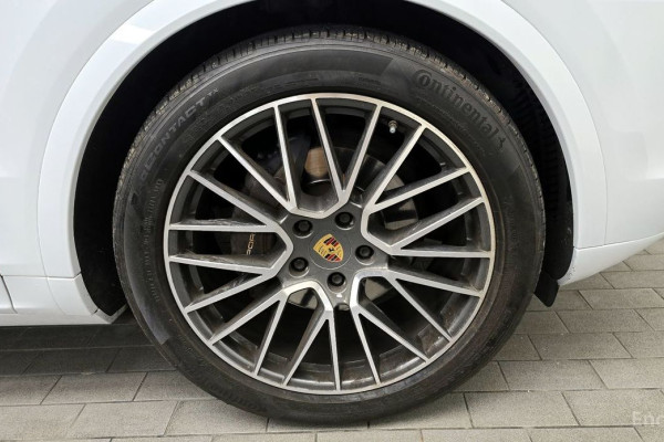 2022 Porsche Cayenne с пробегом 43 237 км