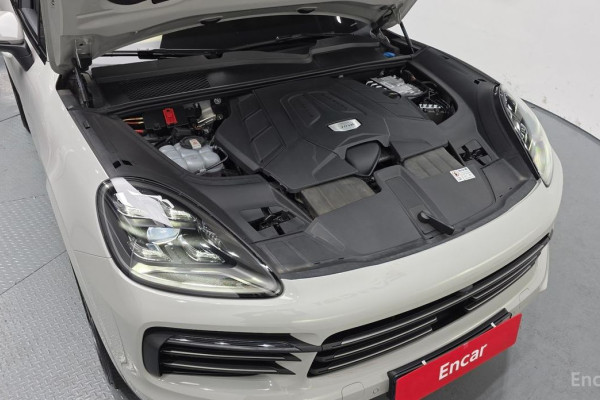2023 Porsche Cayenne с пробегом 40 915 км