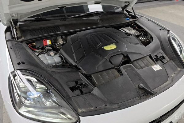 2022 Porsche Cayenne с пробегом 43 237 км