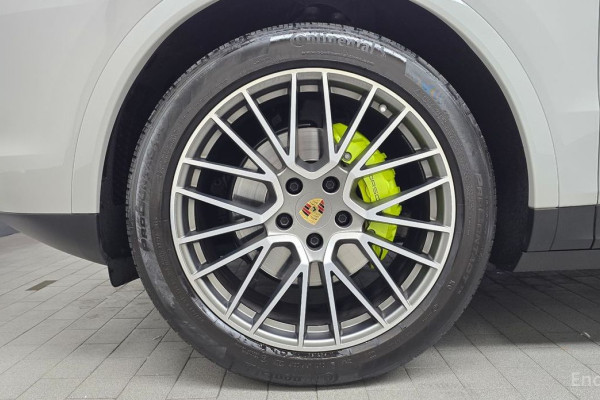 2023 Porsche Cayenne с пробегом 31 860 км