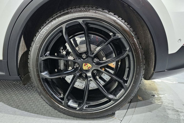 2023 Porsche Cayenne с пробегом 53 025 км