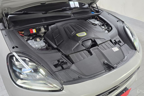 2023 Porsche Cayenne с пробегом 31 860 км