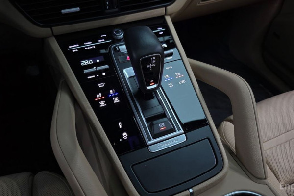 2023 Porsche Cayenne с пробегом 40 915 км