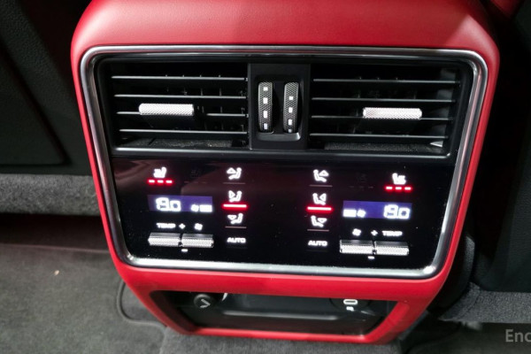 2023 Porsche Cayenne с пробегом 44 261 км