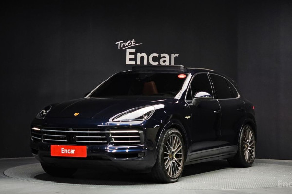 2022 Porsche Cayenne с пробегом 52 372 км