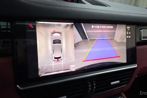 2023 Porsche Cayenne с пробегом 20 857 км