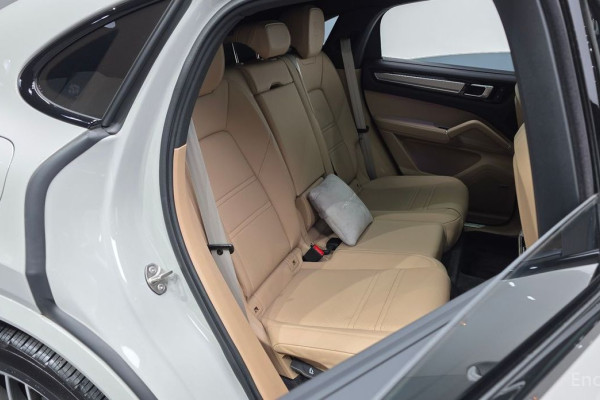 2023 Porsche Cayenne с пробегом 40 915 км