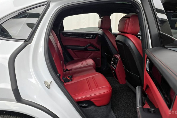 2022 Porsche Cayenne с пробегом 43 237 км