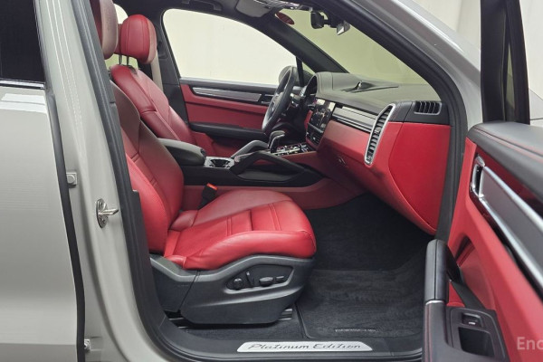 2023 Porsche Cayenne с пробегом 31 860 км