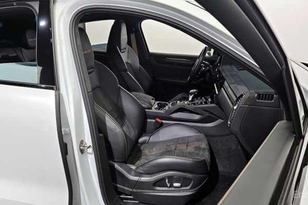 2023 Porsche Cayenne с пробегом 53 025 км