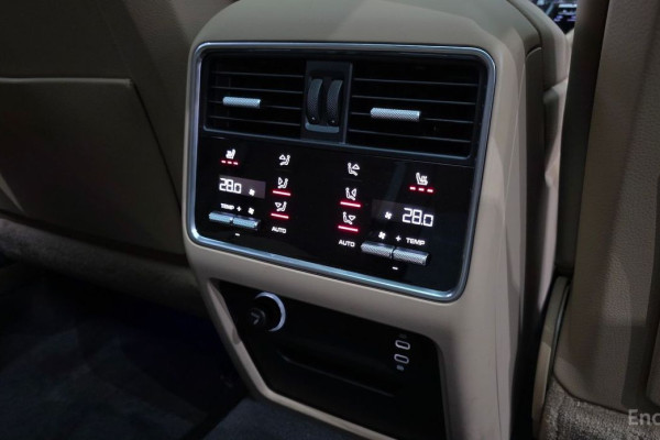 2023 Porsche Cayenne с пробегом 40 915 км