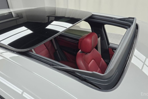 2023 Porsche Cayenne с пробегом 31 860 км