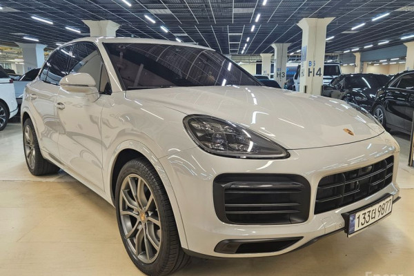 2023 Porsche Cayenne с пробегом 45 600 км