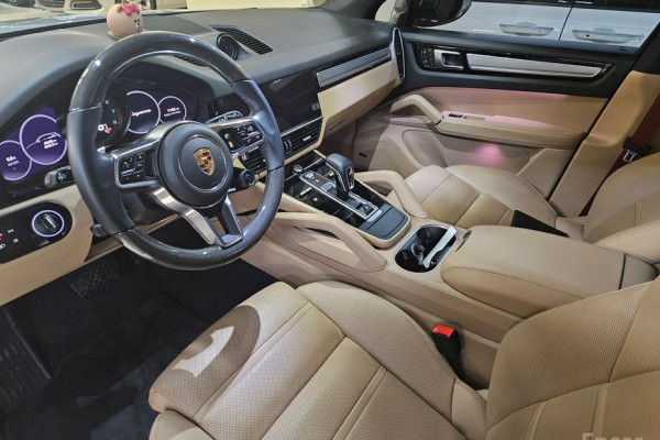 2023 Porsche Cayenne с пробегом 45 600 км