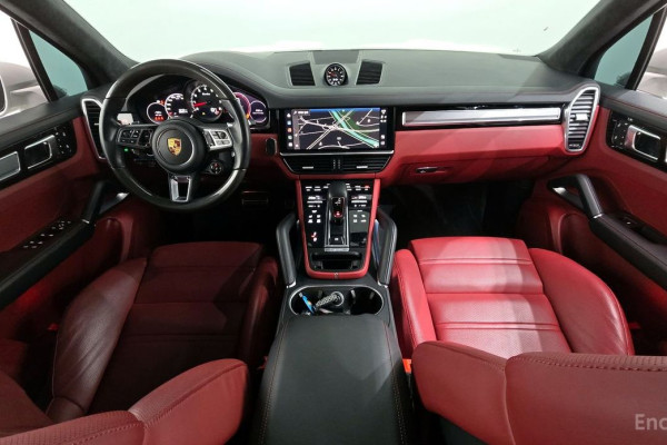 2022 Porsche Cayenne с пробегом 52 124 км
