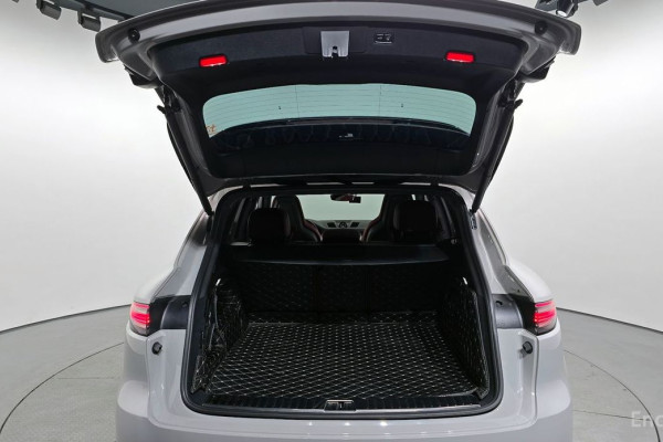 2022 Porsche Cayenne с пробегом 52 124 км