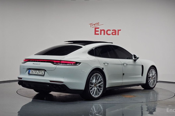 2021 Porsche Panamera с пробегом 38 618 км