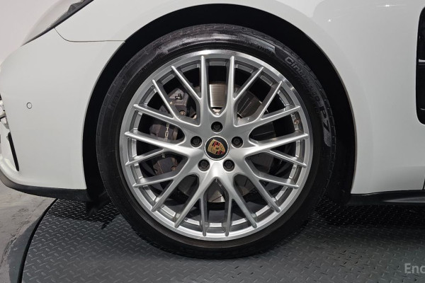 2021 Porsche Panamera с пробегом 38 618 км