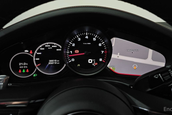 2021 Porsche Panamera с пробегом 38 618 км