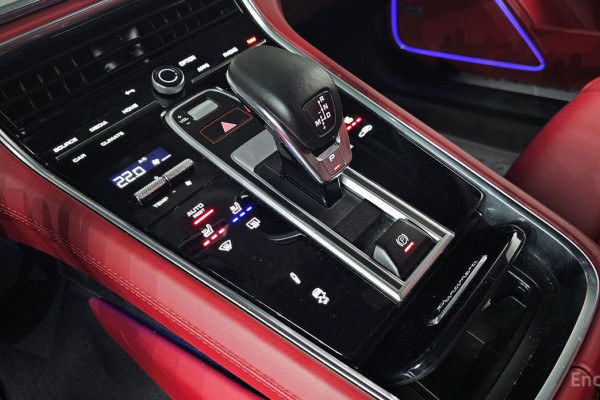 2021 Porsche Panamera с пробегом 38 618 км
