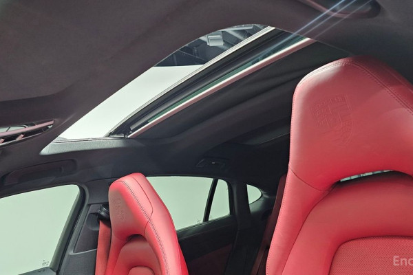 2021 Porsche Panamera с пробегом 38 618 км