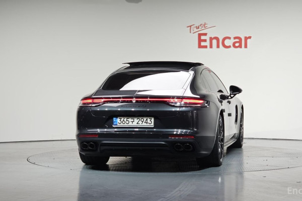 2022 Porsche Panamera с пробегом 44 851 км